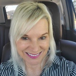 Meet your Posher, Cheryl